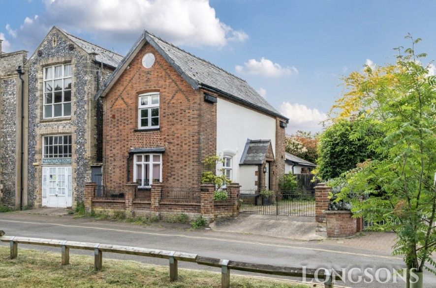 Property photo 3 of 36