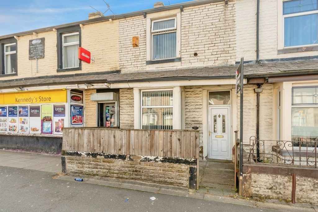 Property photo 1 of 14 Photo