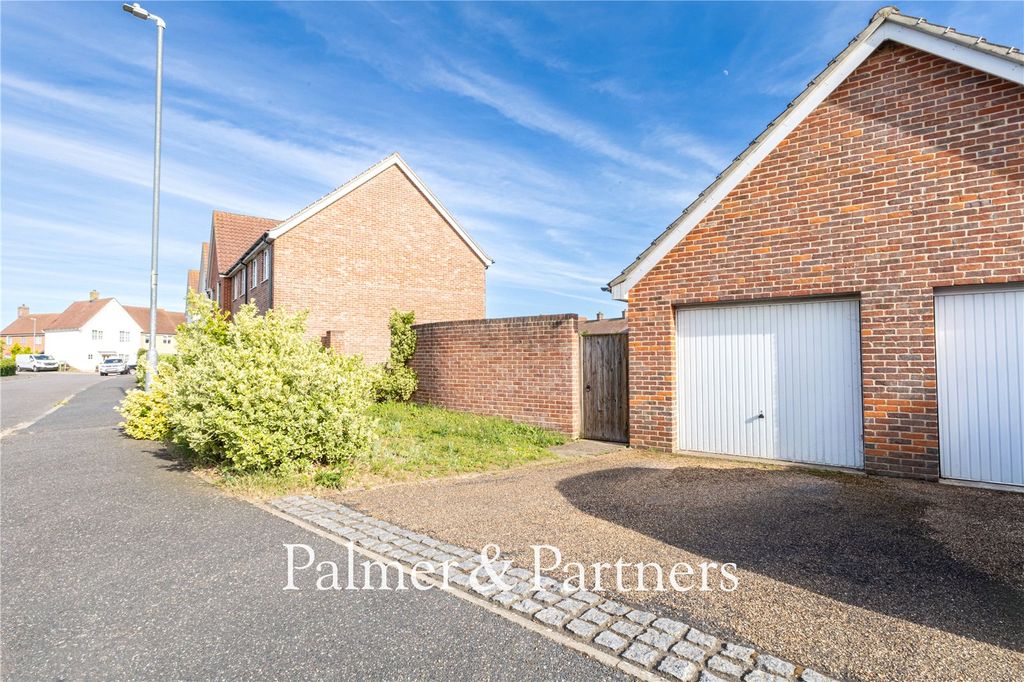 Property photo 2 of 16 Picture No. 04