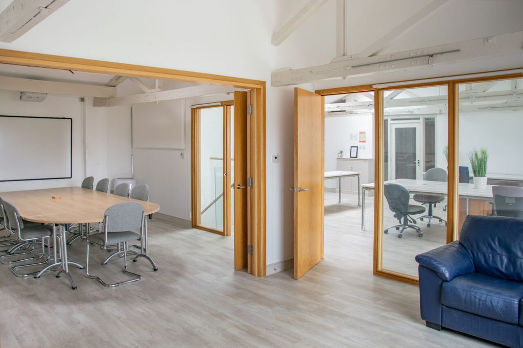 Property photo 2 of 7