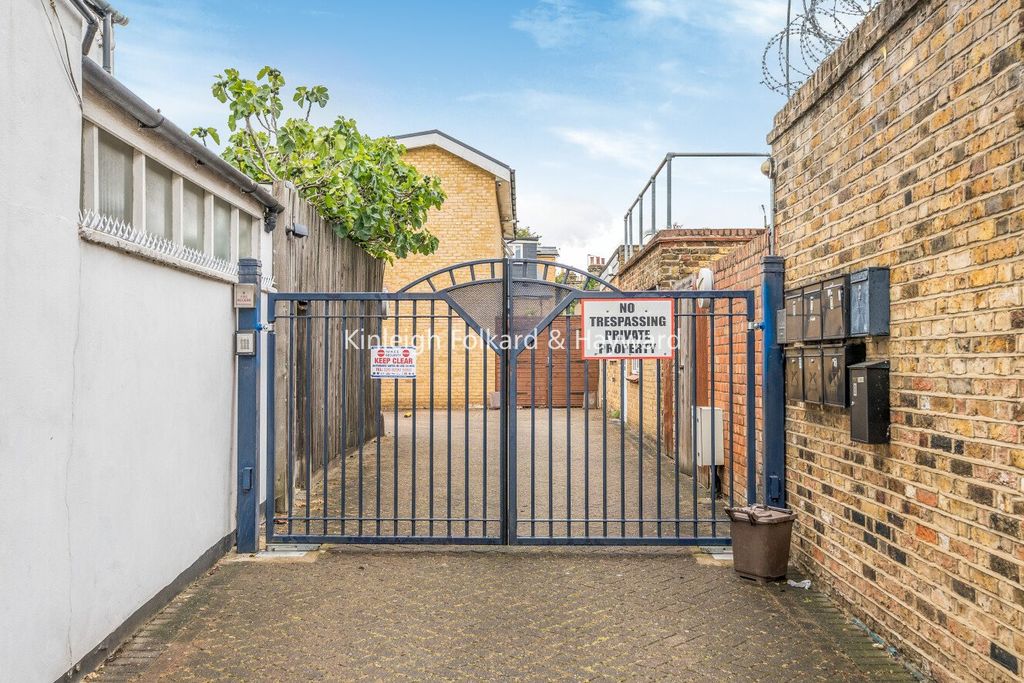 Property photo 3 of 13 Picture No. 07