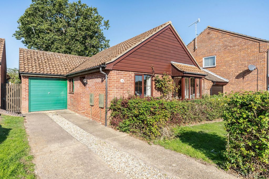 Property photo 1 of 18