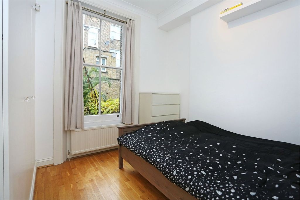 Property photo 3 of 5