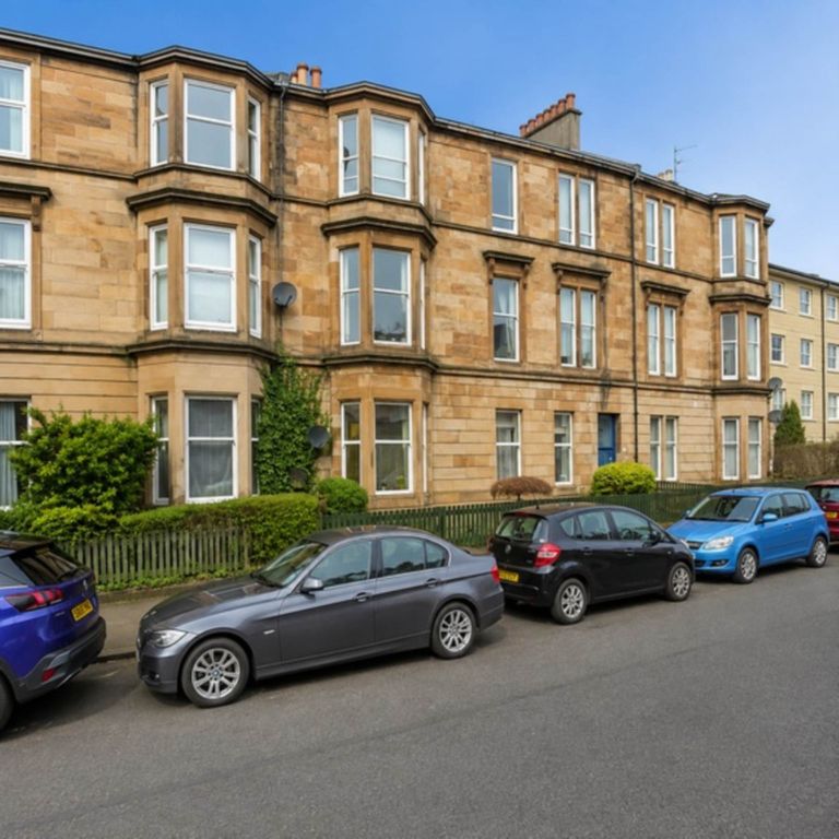Property photo 2 of 43