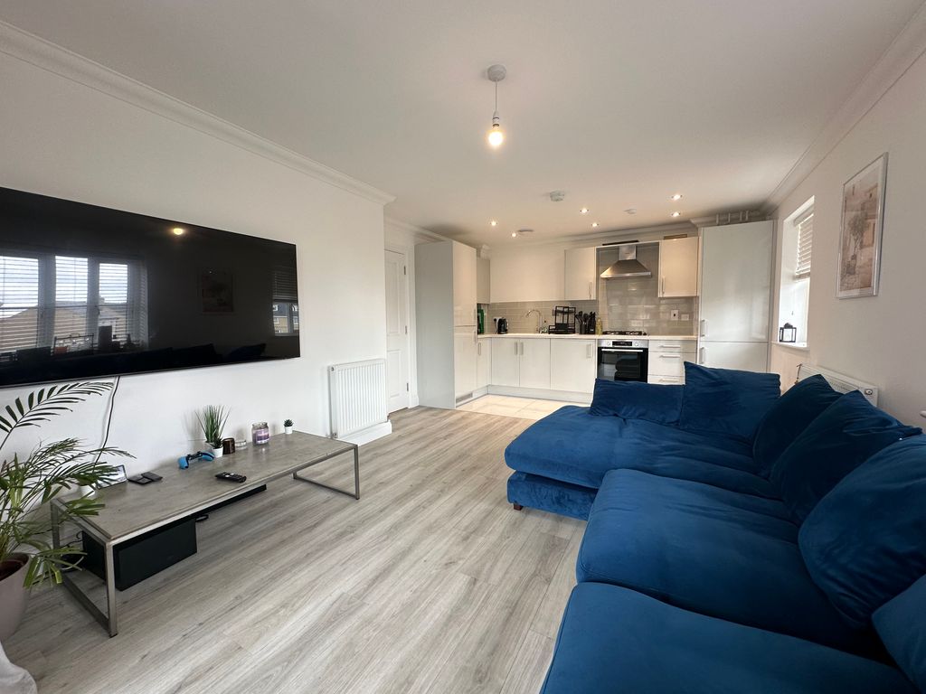 Property photo 2 of 16 Open Plan Living Kitchen Dining