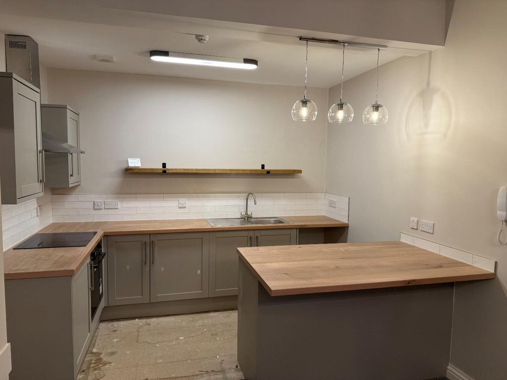 Property photo 2 of 6 1.Jpg