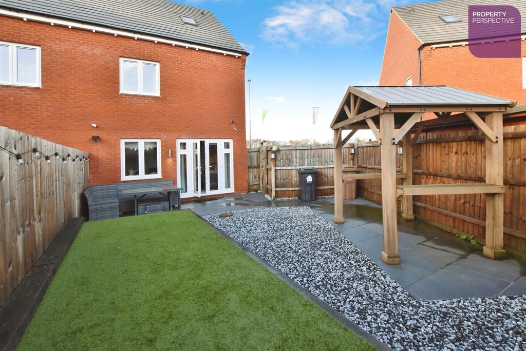 Property photo 2 of 12 36918E6c-Dsc_0496 20- 20Copy 20 289 29.Jpg