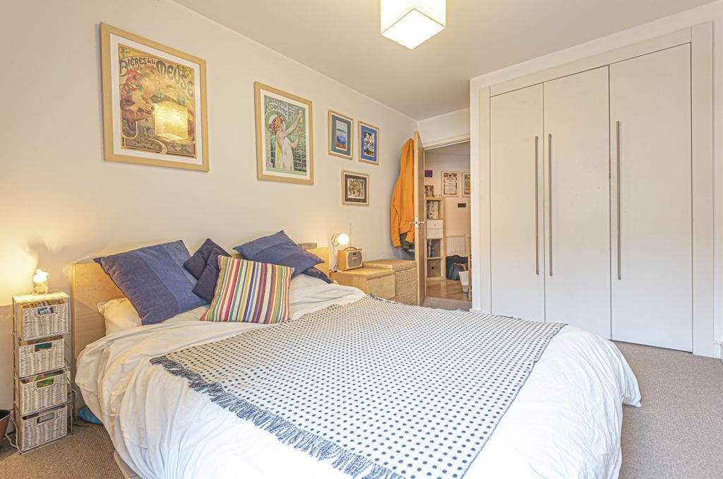 Property photo 2 of 8 537938 (9)