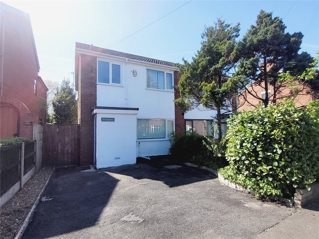 Property photo 1 of 13 Front