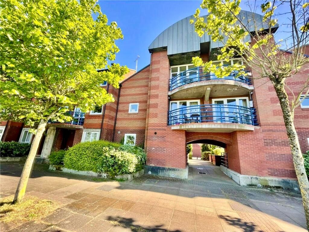 Property photo 1 of 22