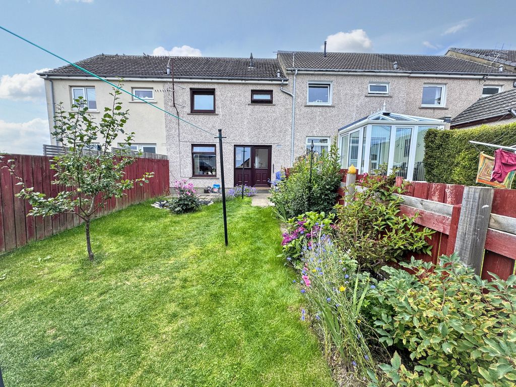 Property photo 2 of 21
