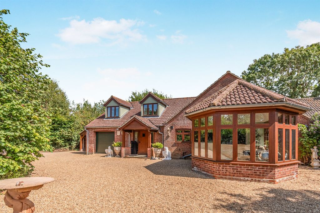 Property photo 1 of 18