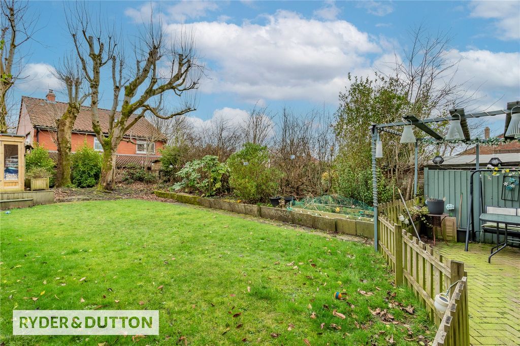 Property photo 3 of 21 Picture No. 18