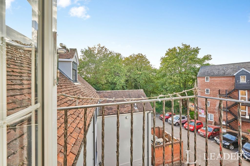 Property photo 3 of 24 Pbox-Img.Jpg