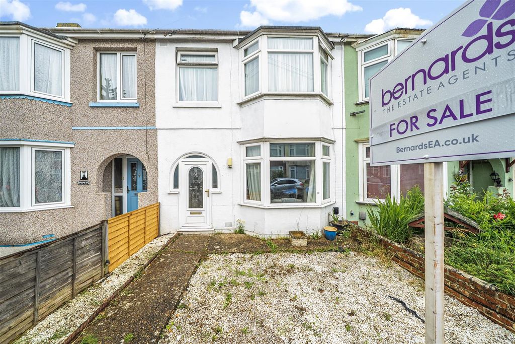 Property photo 1 of 12 Front