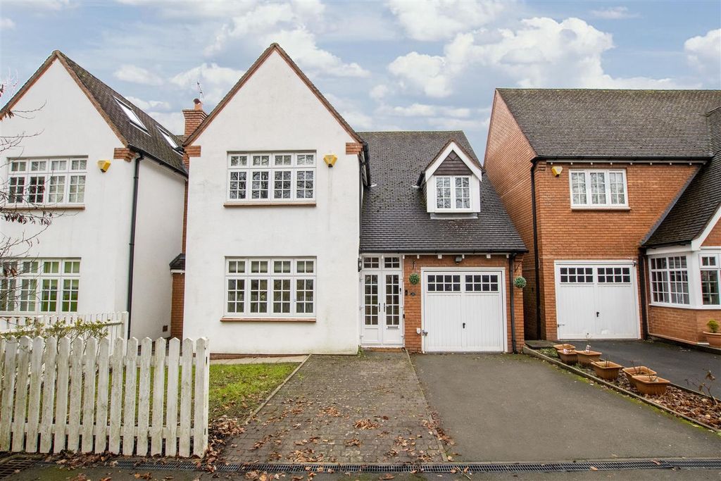 Property photo 1 of 16 Front