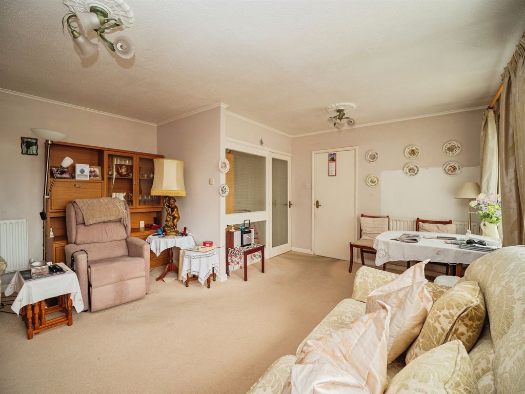 Property photo 3 of 20