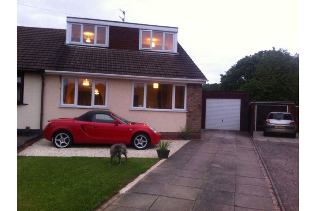 Property photo 1 of 16 Outside