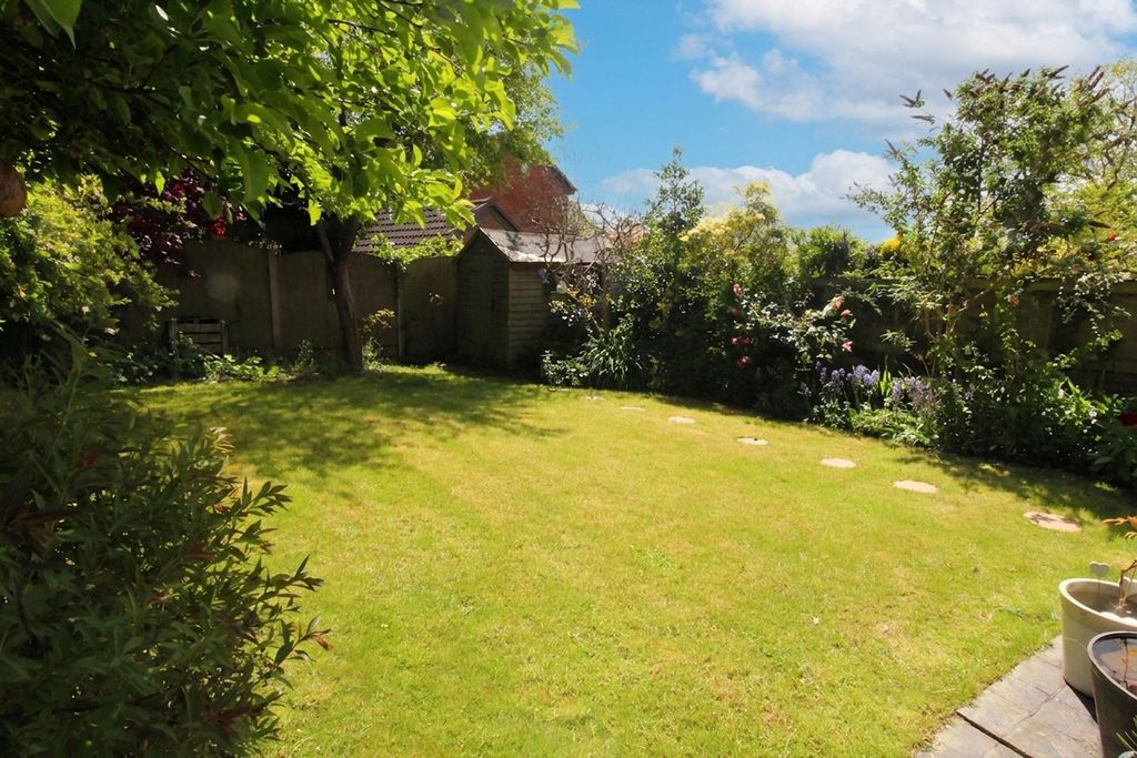 Property photo 2 of 29