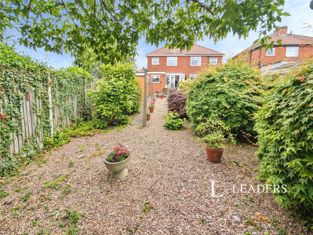 Property photo 2 of 26 Picture No. 34