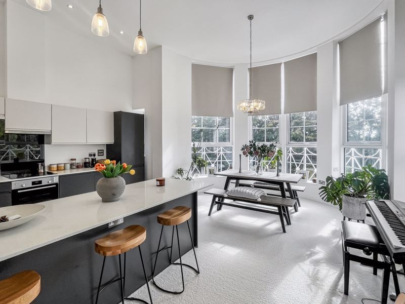 Property photo 2 of 16 Photo 7