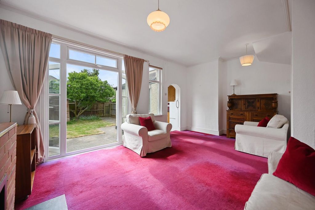 Property photo 2 of 14