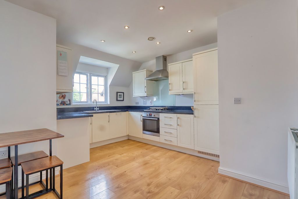 Property photo 3 of 14 Picture No. 02