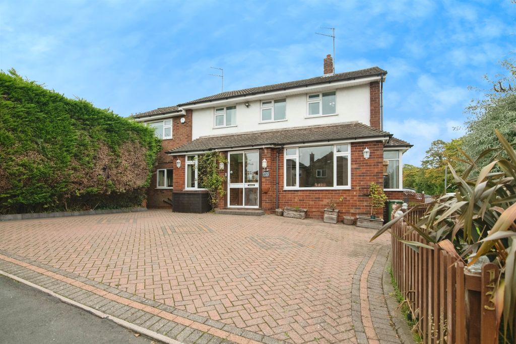 Property photo 1 of 34