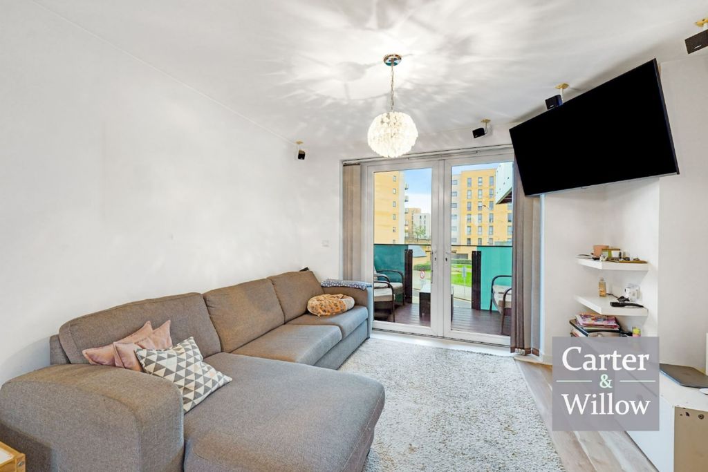 Property photo 3 of 13