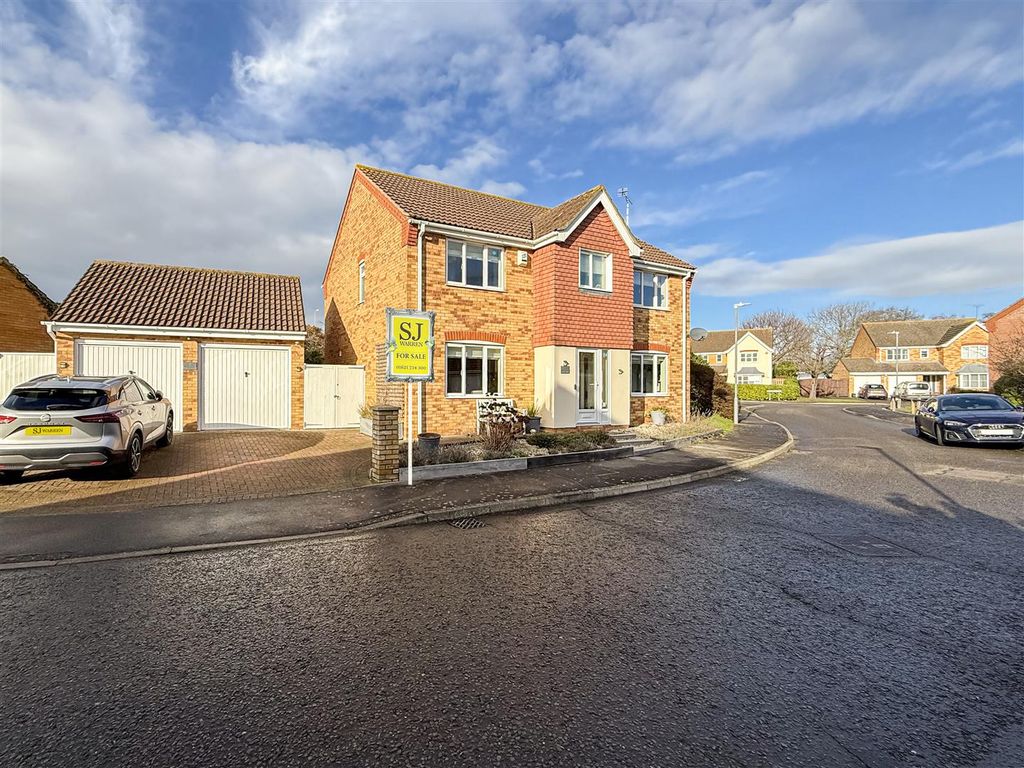 Property photo 1 of 28 Front