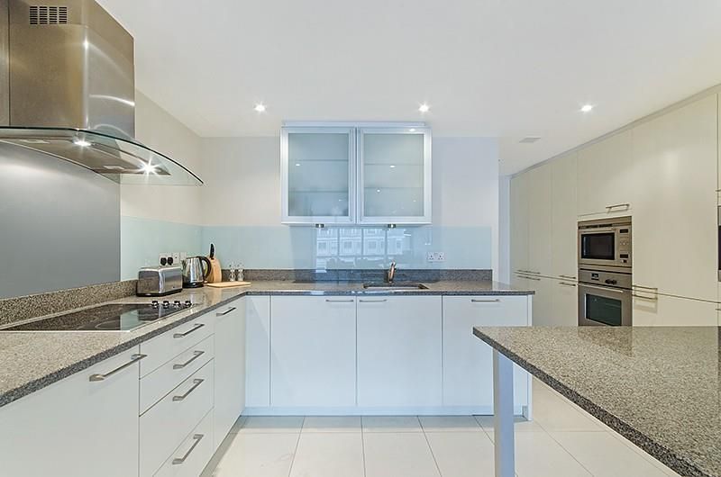Property photo 2 of 13 Kitchen