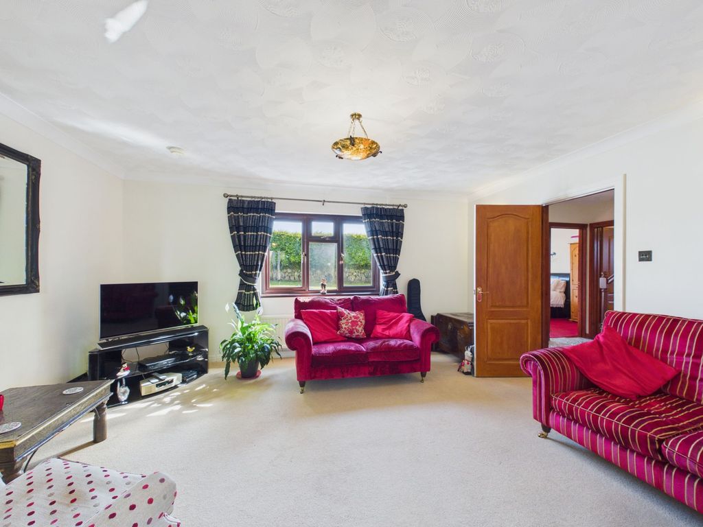 Property photo 2 of 27 Living Room