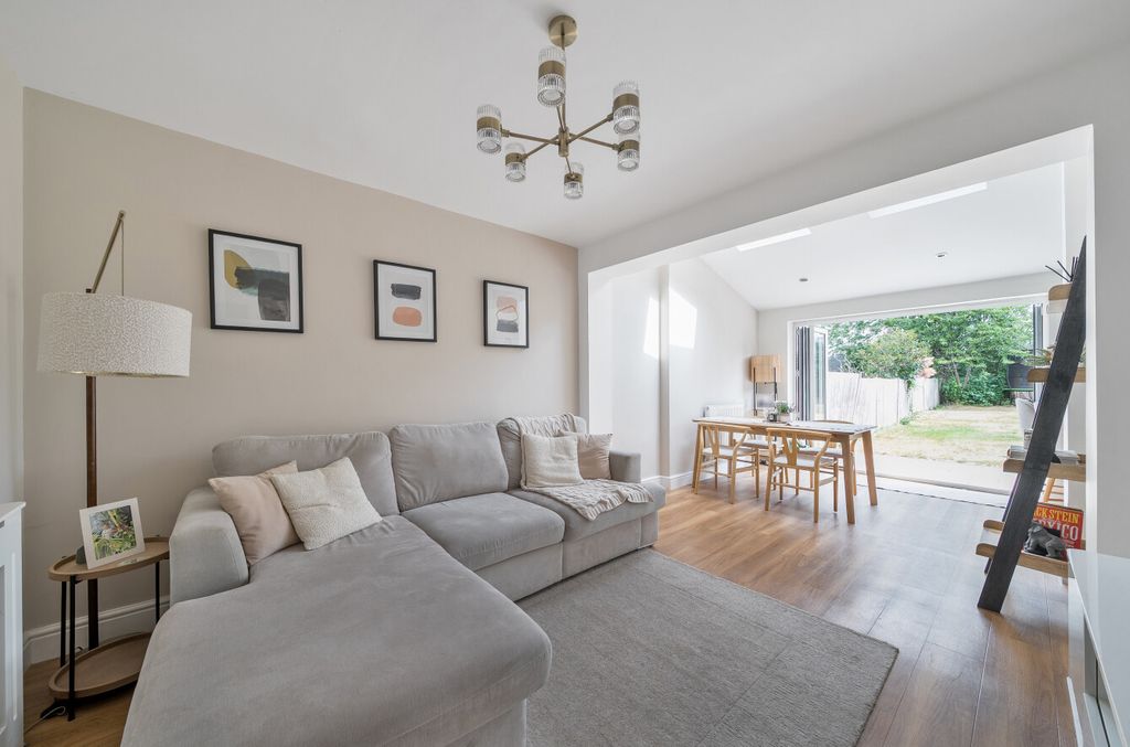 Property photo 3 of 20 1494258-15-6A60A5...