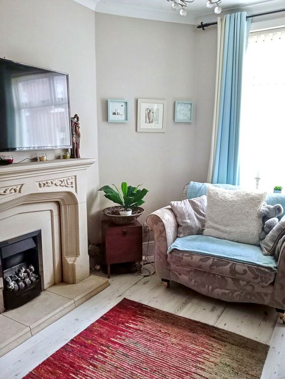 Property photo 3 of 14