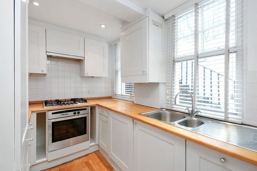 Property photo 3 of 4