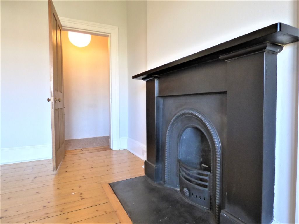 Property photo 3 of 17 Photo 3