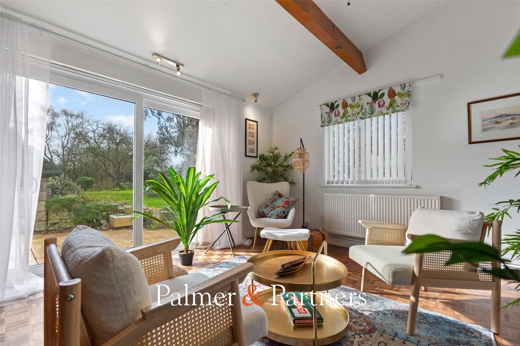 Property photo 3 of 31 Picture No. 10