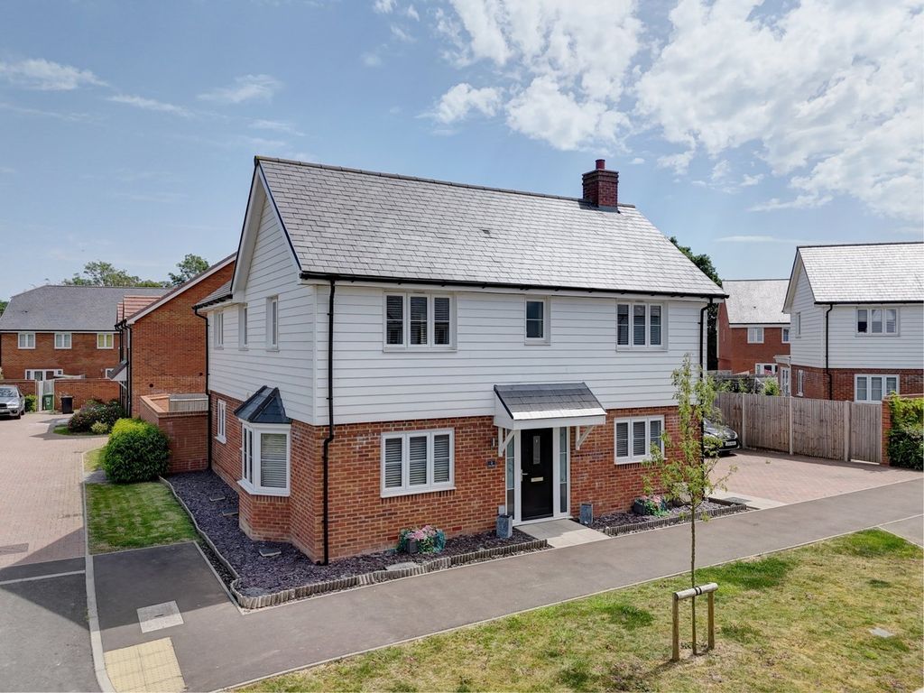 Property photo 1 of 34