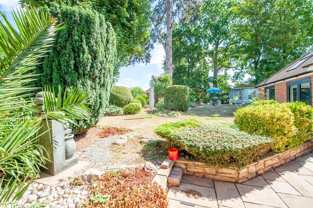 Property photo 2 of 16 Rear Garden...Jpg