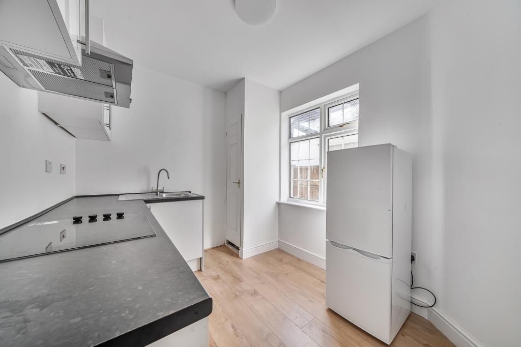 Property photo 3 of 21 Kitchen