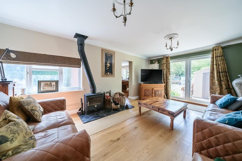 Property photo 3 of 19 Sitting Room