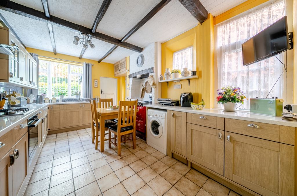 Property photo 3 of 25 1448514-3-69E747Cb6Bec2