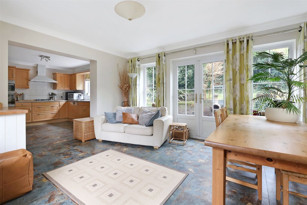 Property photo 3 of 18 Picture No. 07