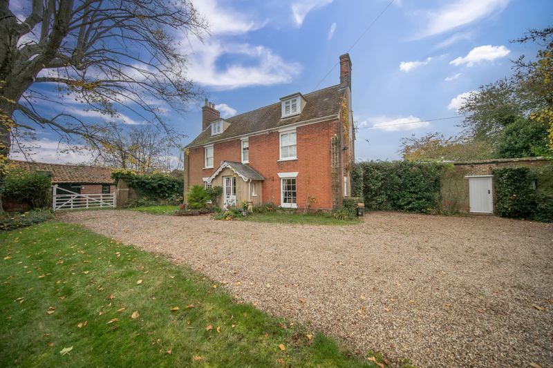 Property photo 1 of 52 Sturrick Lane