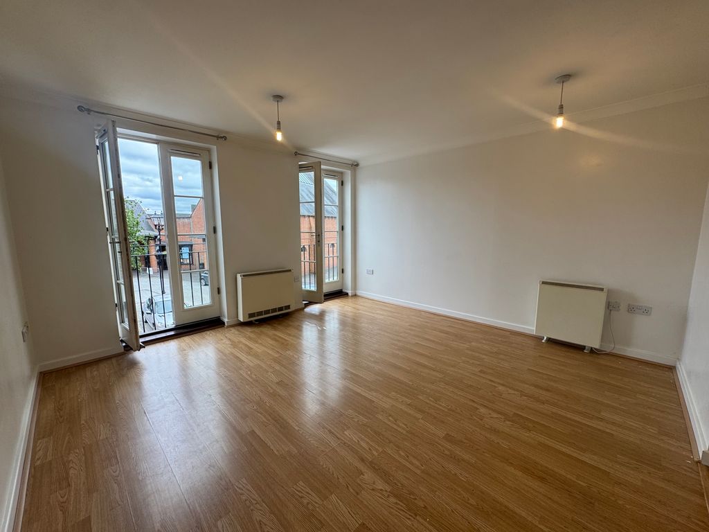 Property photo 3 of 8 Living Room