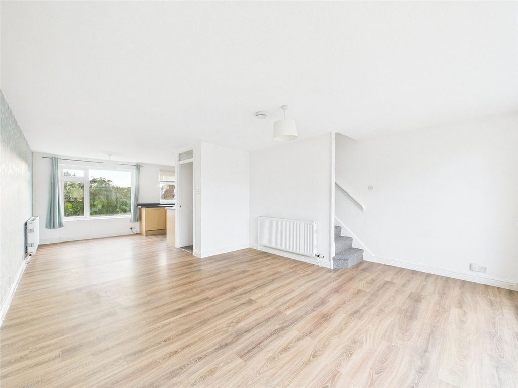 Property photo 3 of 17 Picture No. 09