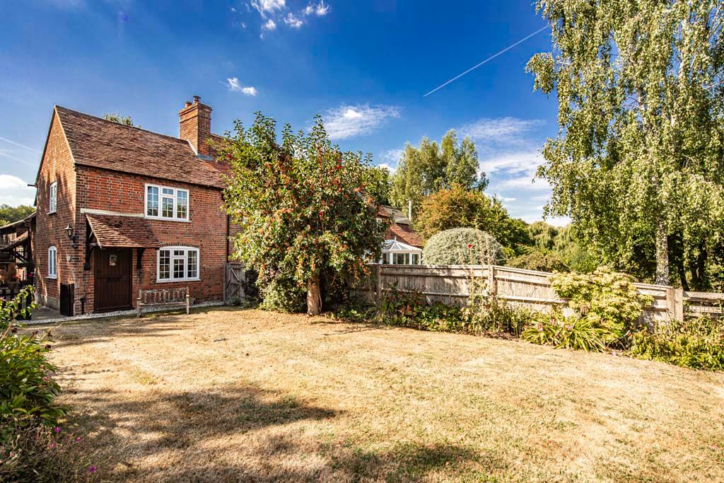 Property photo 1 of 9