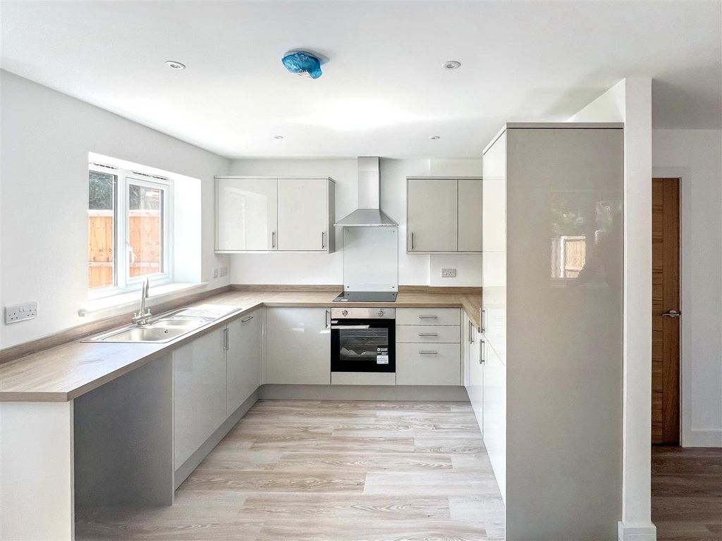 Property photo 3 of 9 Img_6916.Jpg