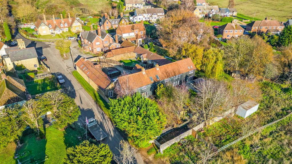 Property photo 1 of 65 Green Man Court 3-7.Jpg