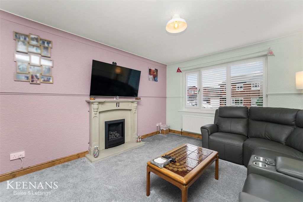 Property photo 3 of 52 3.Jpg